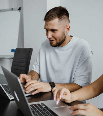 Zespół Sopchy dodający aplikację mobilną do AppStore i Google Play